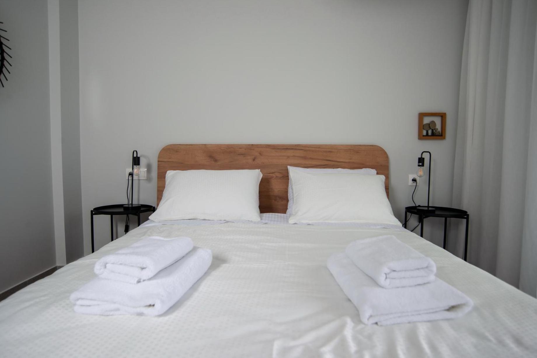 Eugea Apartments Lefkada City ภายนอก รูปภาพ