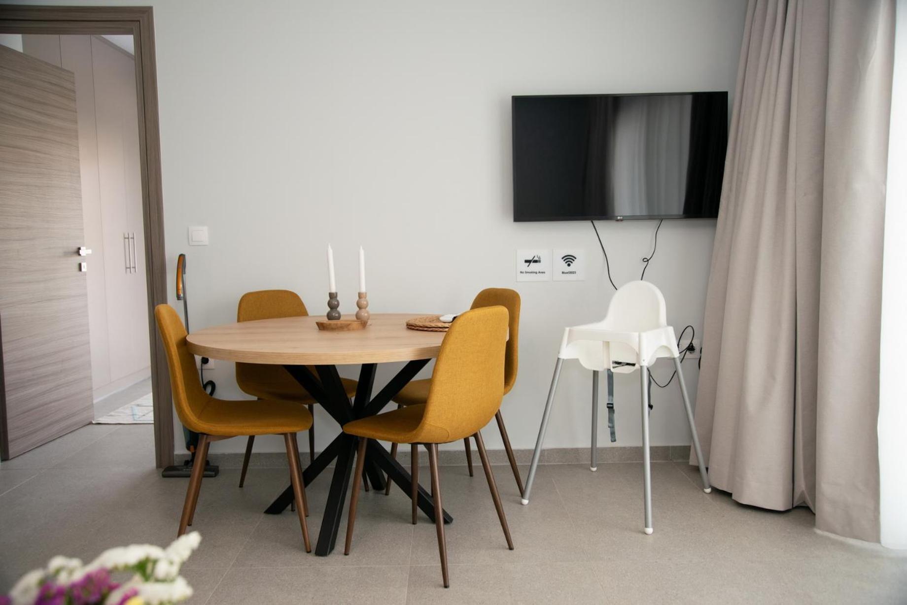 Eugea Apartments Lefkada City ภายนอก รูปภาพ