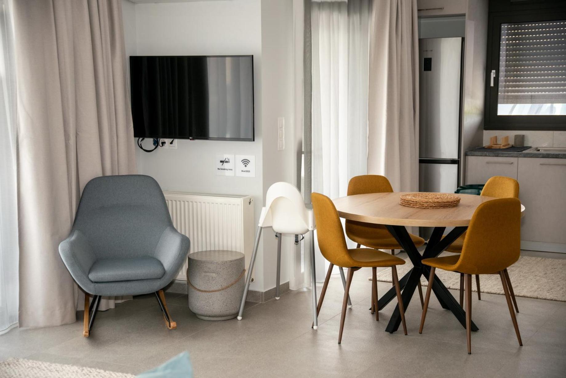 Eugea Apartments Lefkada City ภายนอก รูปภาพ