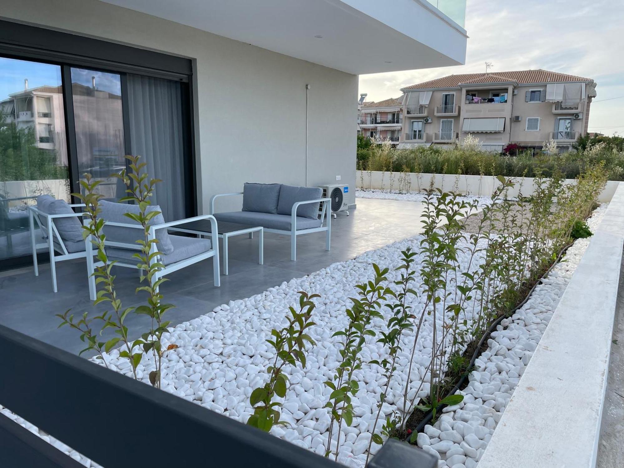 Eugea Apartments Lefkada City ภายนอก รูปภาพ