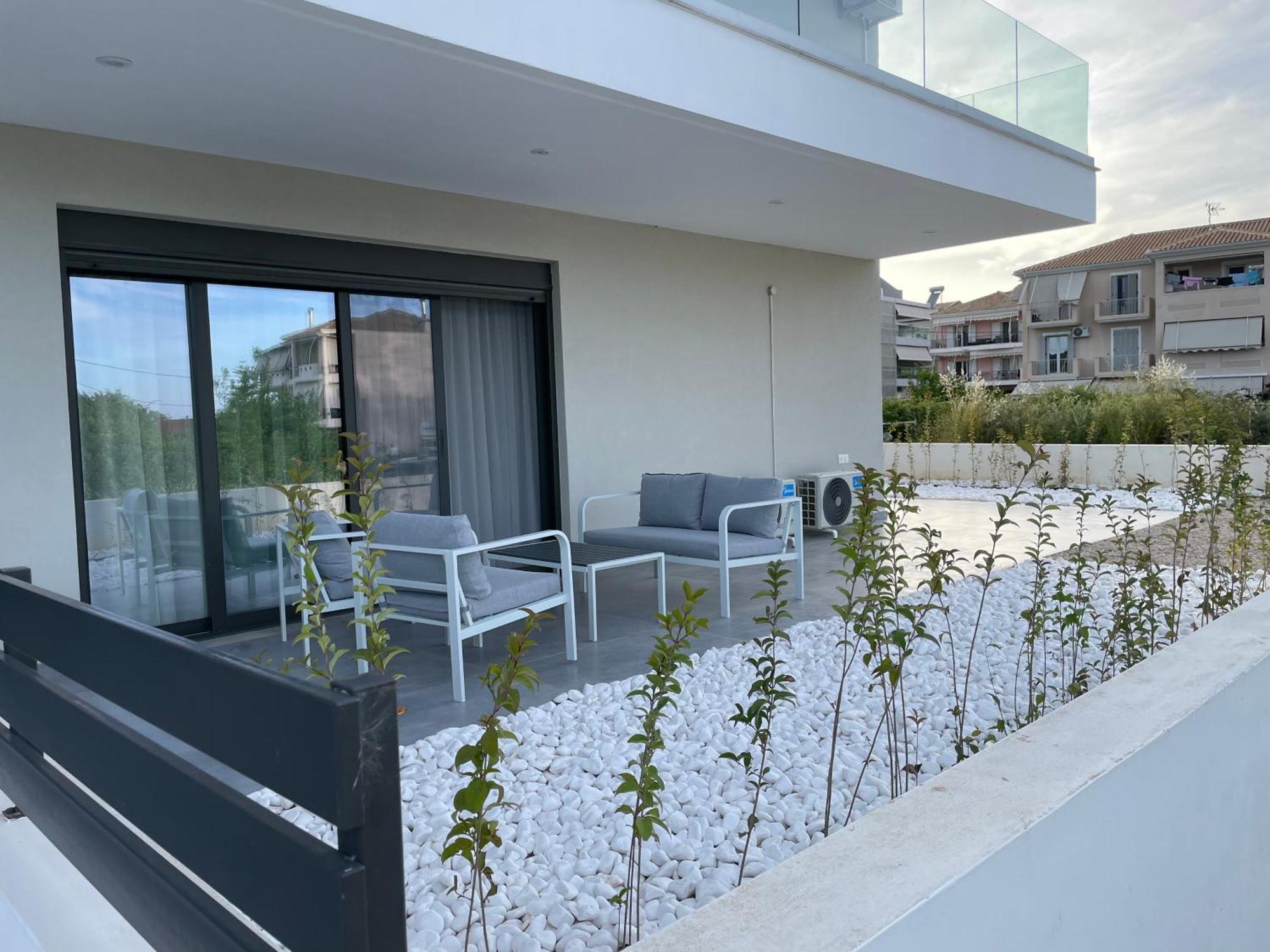 Eugea Apartments Lefkada City ภายนอก รูปภาพ